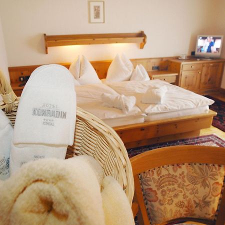 Hotel Konradin Kühtai Rum bild
