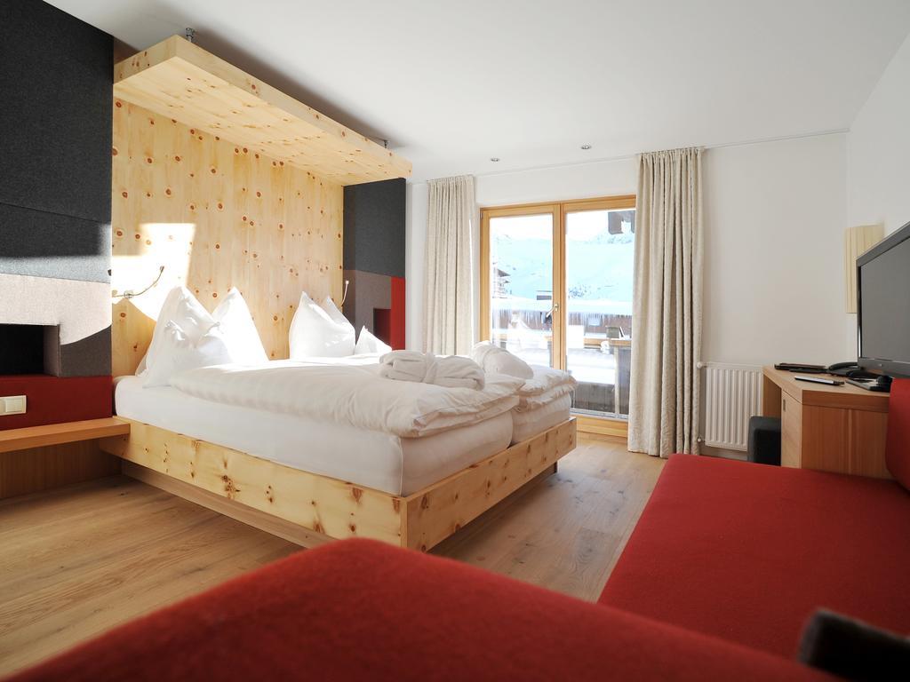 Hotel Konradin Kühtai Rum bild
